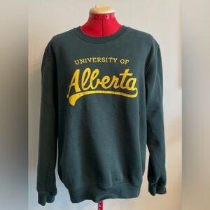 U of A -Crewneck sweatshirt Size Medium